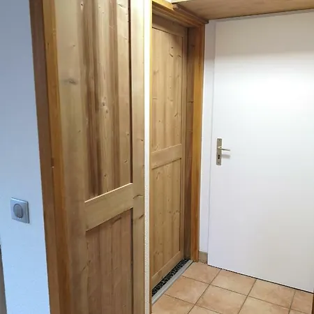 Studio For 2 *